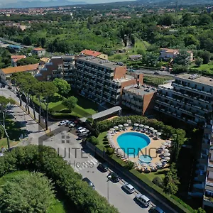Marilia Pool Side - Group Apartament