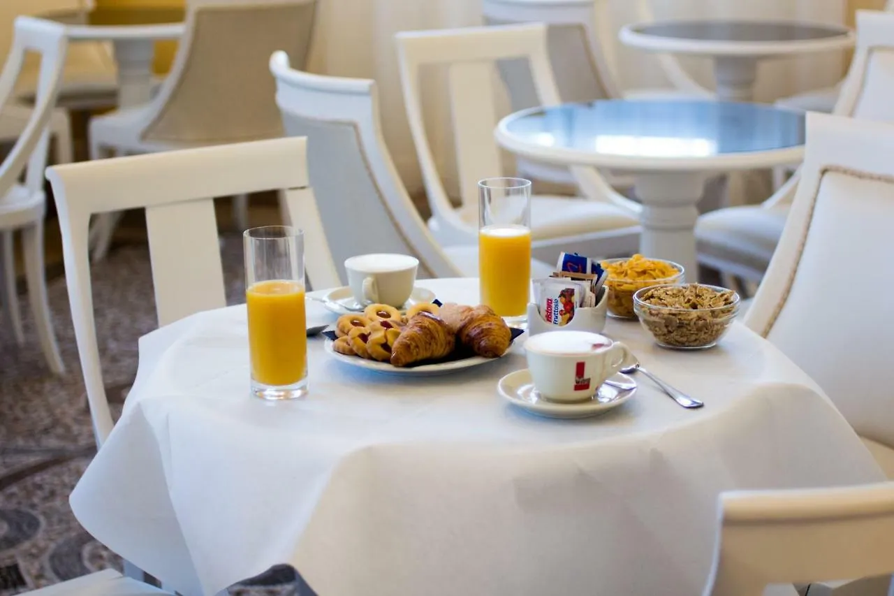 Hotel Universal Livorno